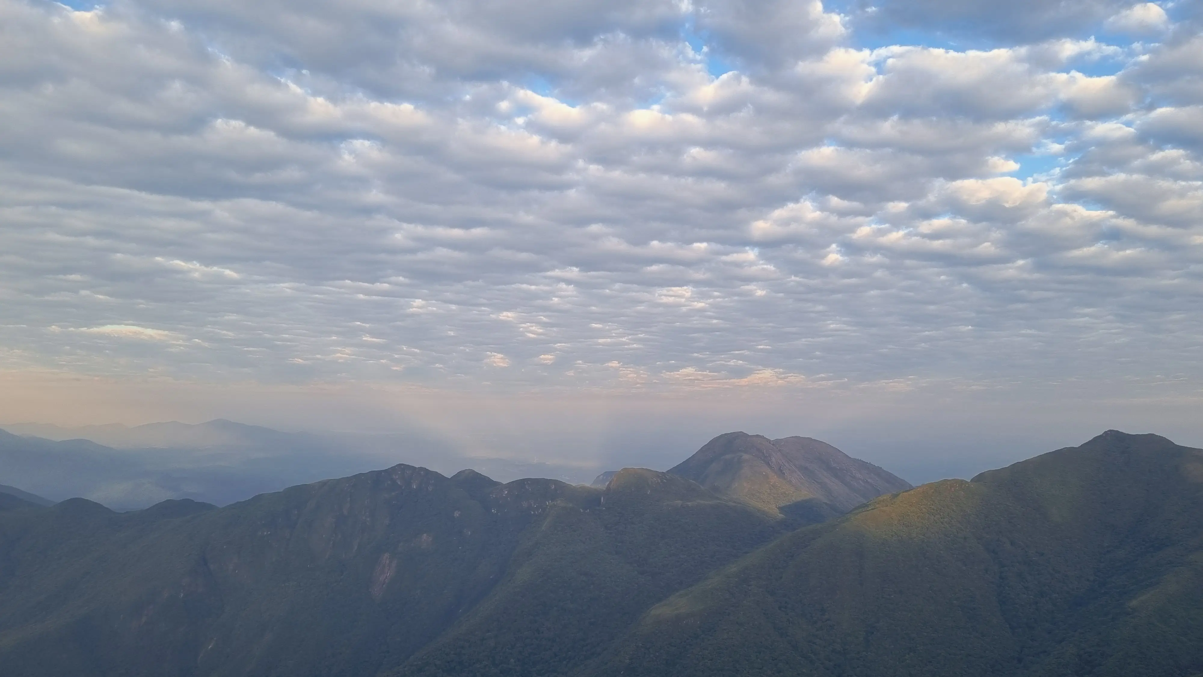 Pico Paraná, 22 ago 2025
