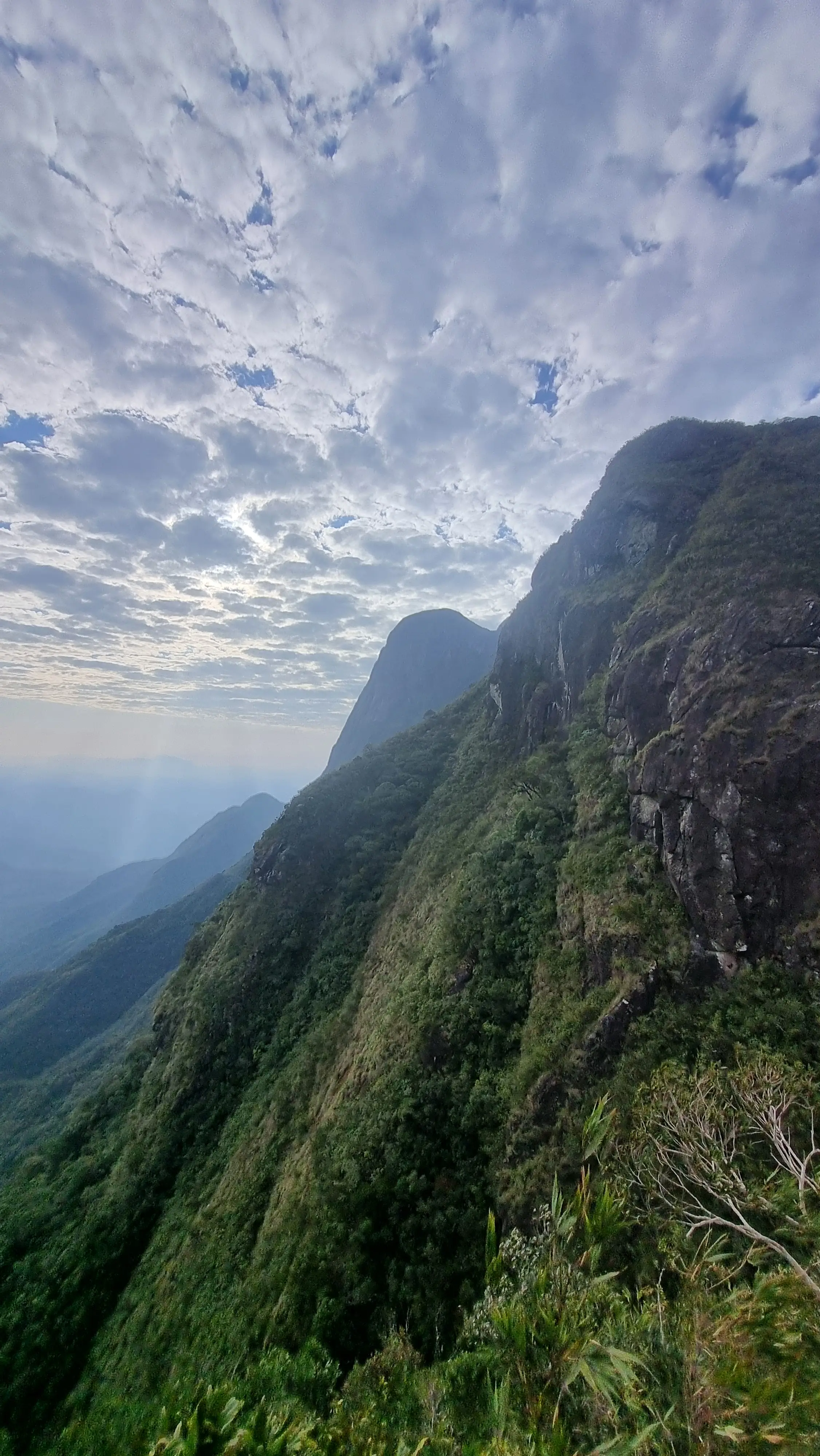 Pico Paraná, 22 ago 2025